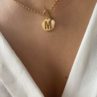 Colar&#x20;fecho&#x20;marinheiro&#x20;com&#x20;inicial