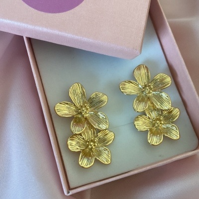 Brincos&#x20;flor&#x20;dupla