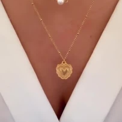 Colar&#x20;duplo&#x20;cora&#x00E7;&#x00E3;o