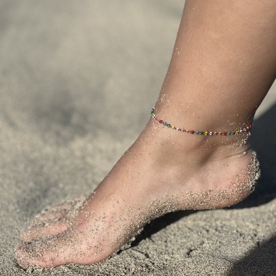 Pulseira&#x20;de&#x20;p&#x00E9;&#x20;colorida