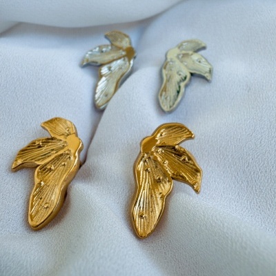 Brincos&#x20;p&#x00E9;talas