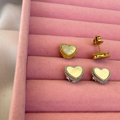 Brincos&#x20;cora&#x00E7;&#x00E3;o&#x20;madrep&#x00E9;rola