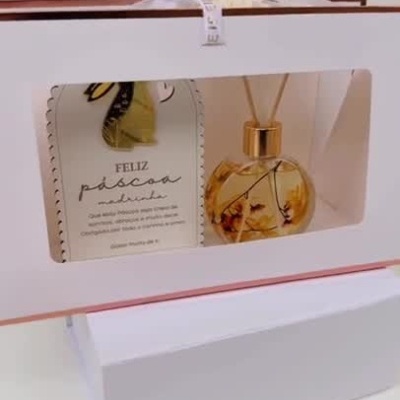 Box&#x20;P&#x00E1;scoa&#x20;com&#x20;difusor&#x20;e&#x20;placa&#x20;de&#x20;madeira&#x20;personalizada