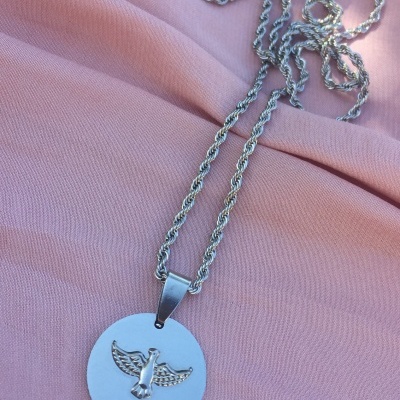 Colar&#x20;esp&#x00ED;rito&#x20;santo