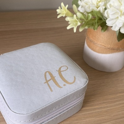 Caixa&#x20;de&#x20;bijuteria&#x20;personalizavel