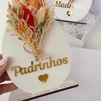 Box&#x20;ovo&#x20;padrinhos