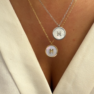 Colar&#x20;madrep&#x00E9;rola&#x20;letra