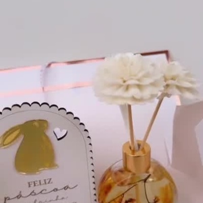 Box&#x20;P&#x00E1;scoa&#x20;com&#x20;difusor&#x20;e&#x20;placa&#x20;de&#x20;madeira&#x20;personalizada