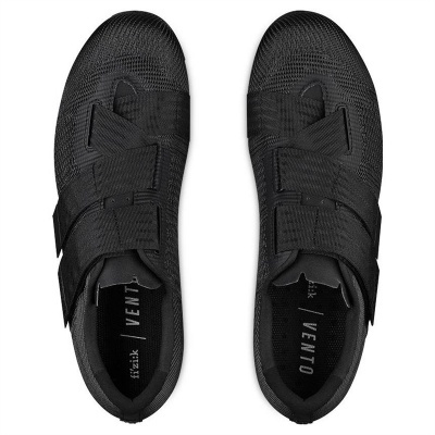 Sapatilhas pretas para ciclismo com fechos de velcro e texto interno VENTO