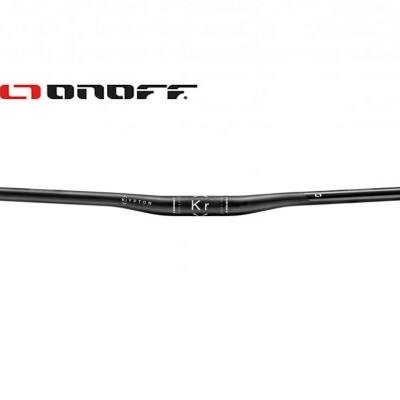 Guiador de bicicleta preto com inscrições ONOFF e Kr