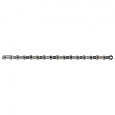 Corrente de bicicleta metálica prateada isolada sobre fundo branco