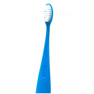 Escova de dentes azul com cerdas brancas