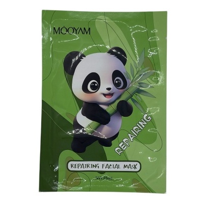 Embalagem verde de máscara facial com panda e texto MOODYAM REPAIRING