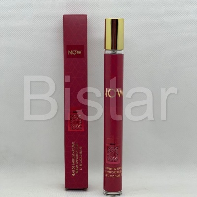 Frasco de perfume vermelho com caixa à direita