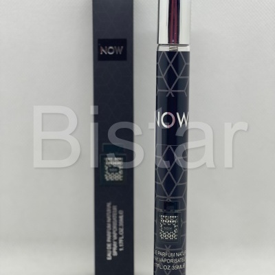 Frasco de perfume NOW com caixa preta e padrão geométrico