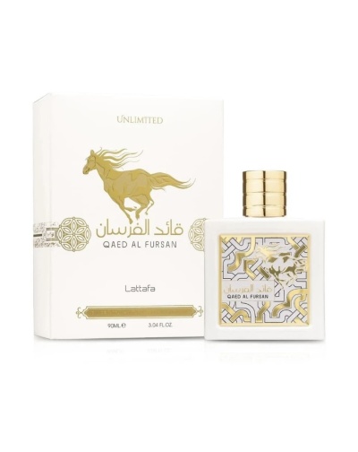 Perfume Qaed Al Fursan com embalagem branca e dourada e imagem de cavalo