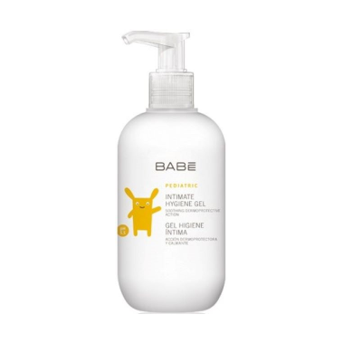 Frasco branco de gel de higiene íntima pediátrico BABÉ com doseador e texto amarelo e cinzento