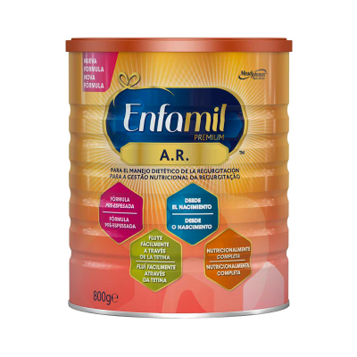 Lata de leite em pó Enfamil Premium A.R. 800g com tampa vermelha e texto em português e castelhano