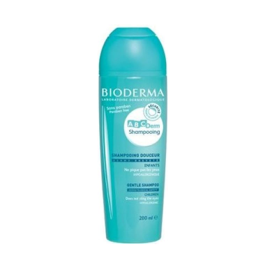 Frasco azul turquesa de champô Bioderma para crianças