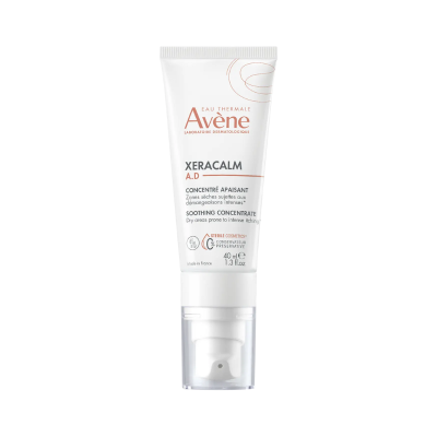 Frasco branco de creme Avène XERACALM A.D de 40 ml com tampa transparente