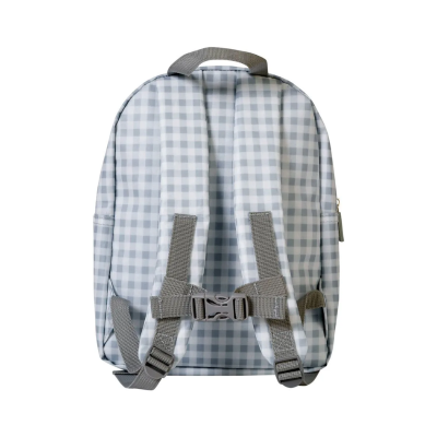 Mochila cinzenta e branca xadrez vista de trás com alças ajustáveis