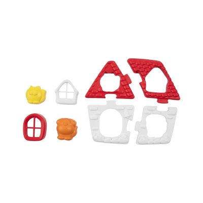 Pezinhos de brinquedo para montar casa com telhado vermelho e peças brancas e coloridas