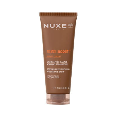 Frasco castanho de bálsamo pós-barba NUXE men Boost com texto em branco e laranja