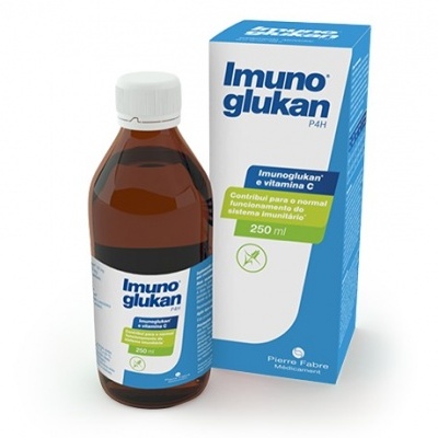 Suplemento Imunoglukan P4H com vitamina C em frasco castanho e embalagem azul