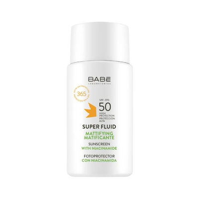 Frasco branco de protetor solar com texto colorido