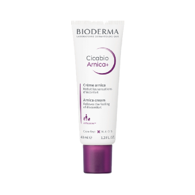 Cremede arnica Bioderma Cicabio Arnica+ embalagem branca com tampa roxa