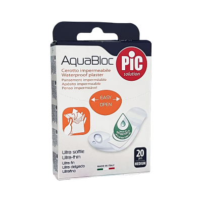 Embalagem de pensos impermeáveis AquaBloc da PIC solution com selo antibacteriano e texto explicativo.