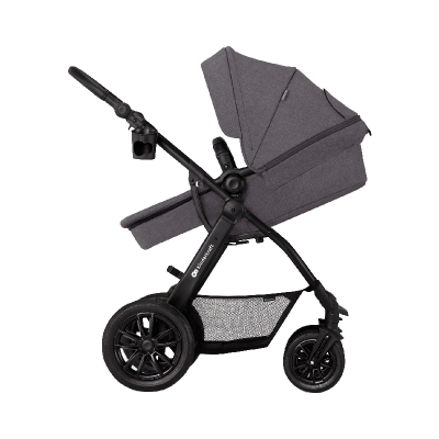 Carrinho de bebé cinzento com estrutura preta em fundo branco