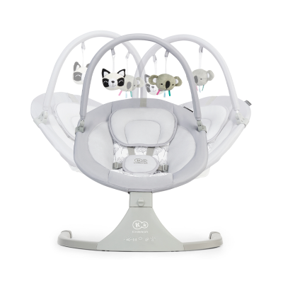 Cadeira de baloiço para bebé cinza claro com brinquedos pendurados de animais