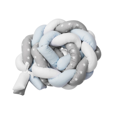 Trança almofadada azul, branca e cinza com estrelas brancas