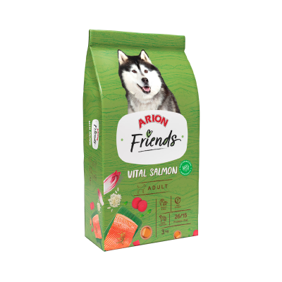 Embalagem verde de ração para cães com imagem de husky e texto ARION Friends Vital Salmon Adult