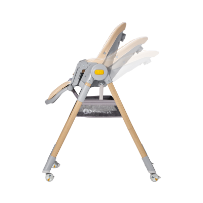 cadeira de bebé ajustável em madeira clara com assento bege e bolso cinza KINDERKRAFT