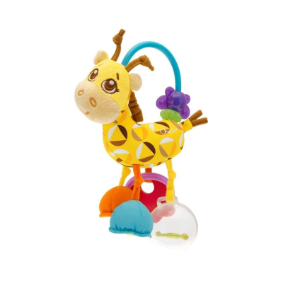 Brinquedo infantil girafa em tecido amarelo e padrão geométrico com acessórios coloridos