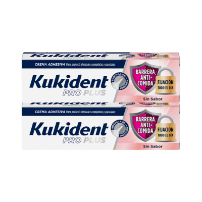 Embalagens do creme adesivo Kukident Pro Plus para próteses dentárias com texto em espanhol