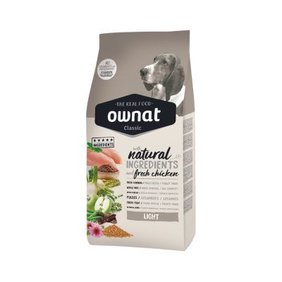 Saco de ração para cães Ownat Classic Light com imagem de um cão e ingredientes naturais