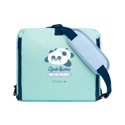 Mala azul claro com panda e texto em espanhol na parte frontal