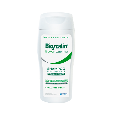 Frasco branco de shampoo Bioscalin Nova Genina com texto verde e preto