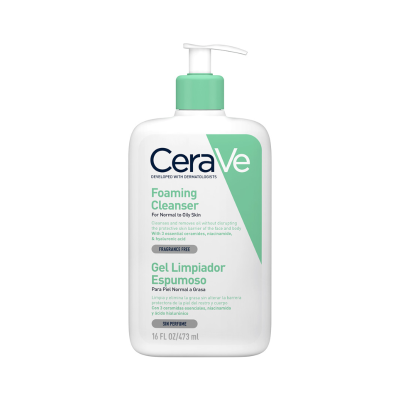 Frasco branco com doseador verde de gel limpador espumoso CeraVe para pele normal a oleosa