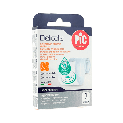 Embalagem de penso adesivo delicado branca da marca PIC solution com texto e símbolos diversos