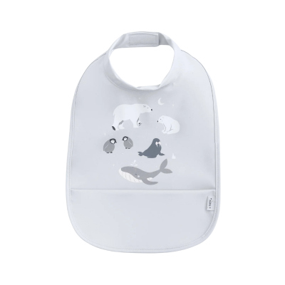 Babete cinzento claro com ilustrações de animais árticos e bolso frontal