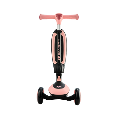 Patinete infantil rosa e preto com três rodas sobre fundo branco