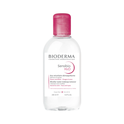 Frasco de água micelar Bioderma Sensibio H2O com tampa rosa