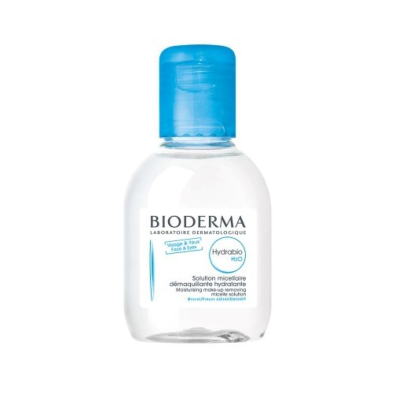Frasco pequeno transparente com tampa azul e rótulo Bioderma Hydrabio H2O