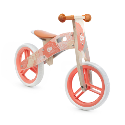 Bicicleta de equilíbrio infantil em madeira clara com rodas laranja e pneus brancos