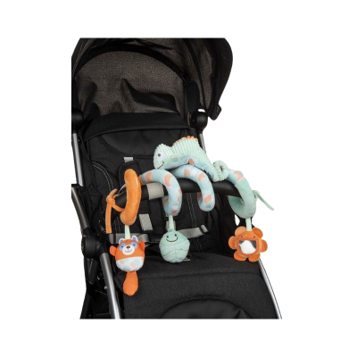 Carrinho de bebé preto com brinquedo em espiral colorido e figuras de animais penduradas