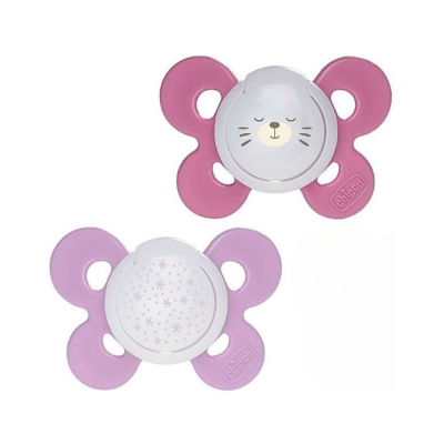 Duas chupetas Chicco rosa e lilás com desenhos no centro